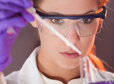 What are the Typical Job Responsibilities of a Lab Assistant?
