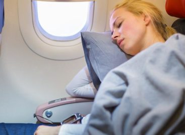 4 Amazing tricks to prevent jet lag: