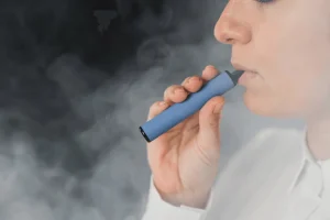 are-disposable-vapes-good-for-beginners-eazy-vapes