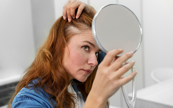 Dandruff vs Dry Scalp Knowing the Difference